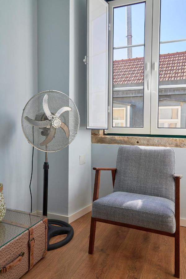 Elegant Riverview Apartment In Historical Lisbon Exterior photo
