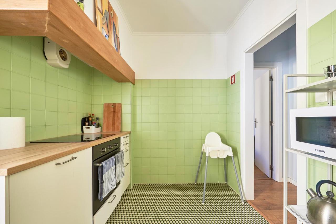 Elegant Riverview Apartment In Historical Lisbon Exterior photo