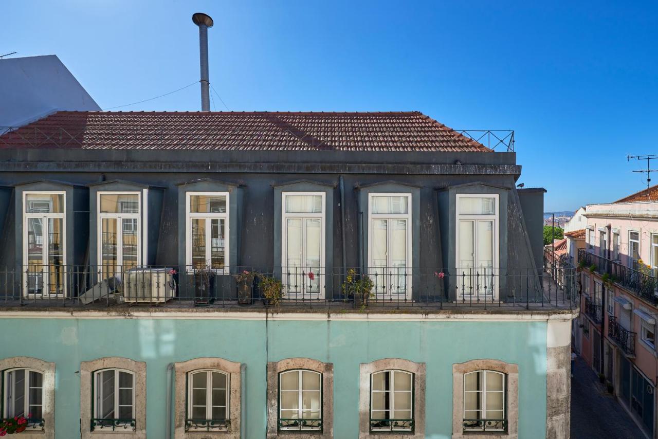 Elegant Riverview Apartment In Historical Lisbon Exterior photo
